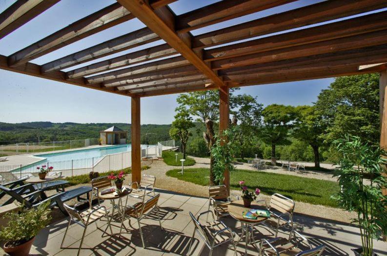 Domaine Des Compouzines Hotel Montignac-Lascaux Buitenkant foto
